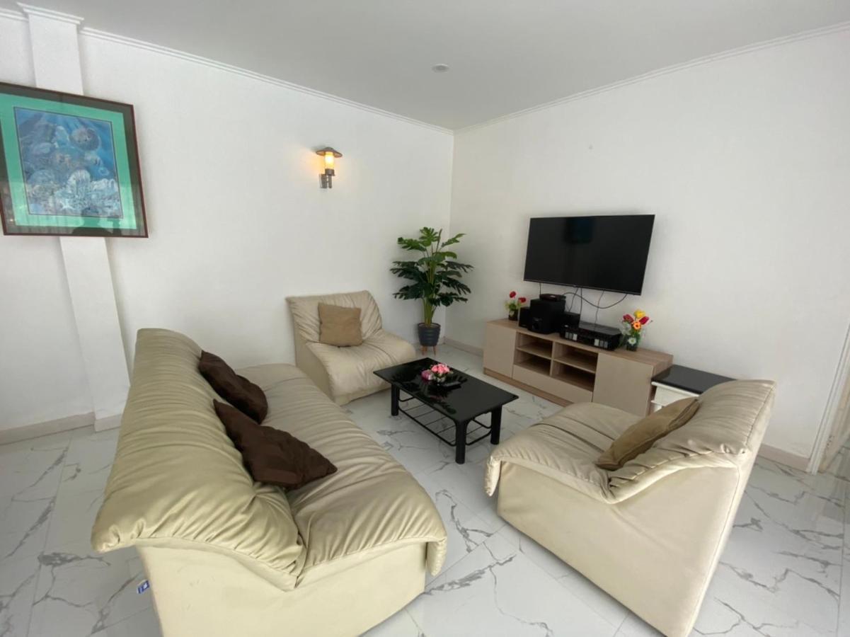 Baan Golden Pool Villa Szamroijot Kültér fotó